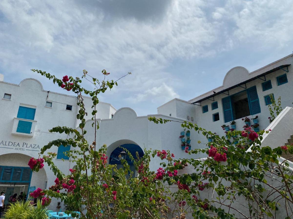 Hotel Aldea Plaza Doradal Екстериор снимка