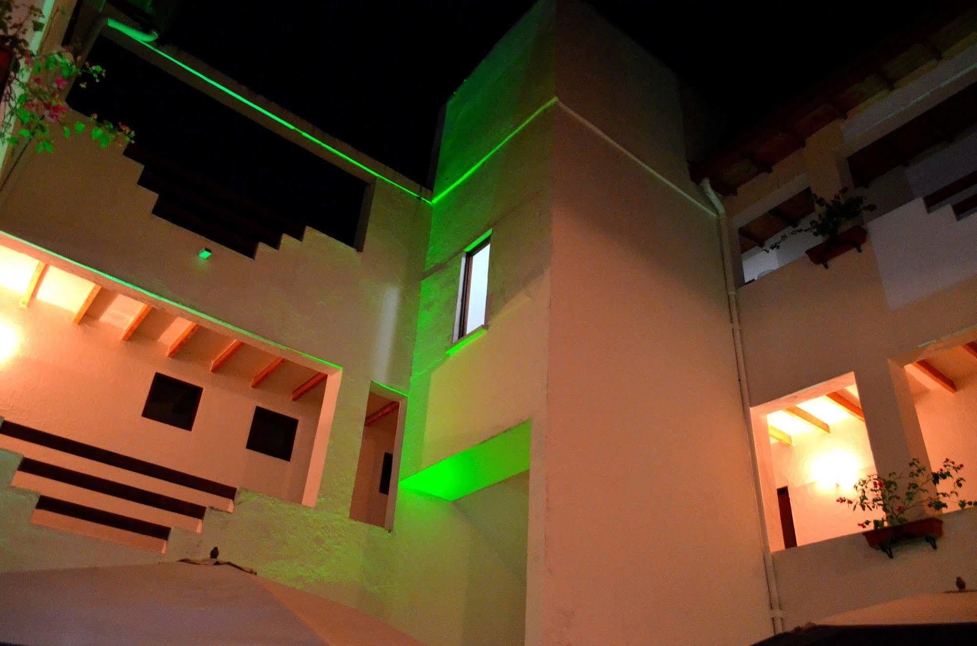 Hotel Aldea Plaza Doradal Екстериор снимка