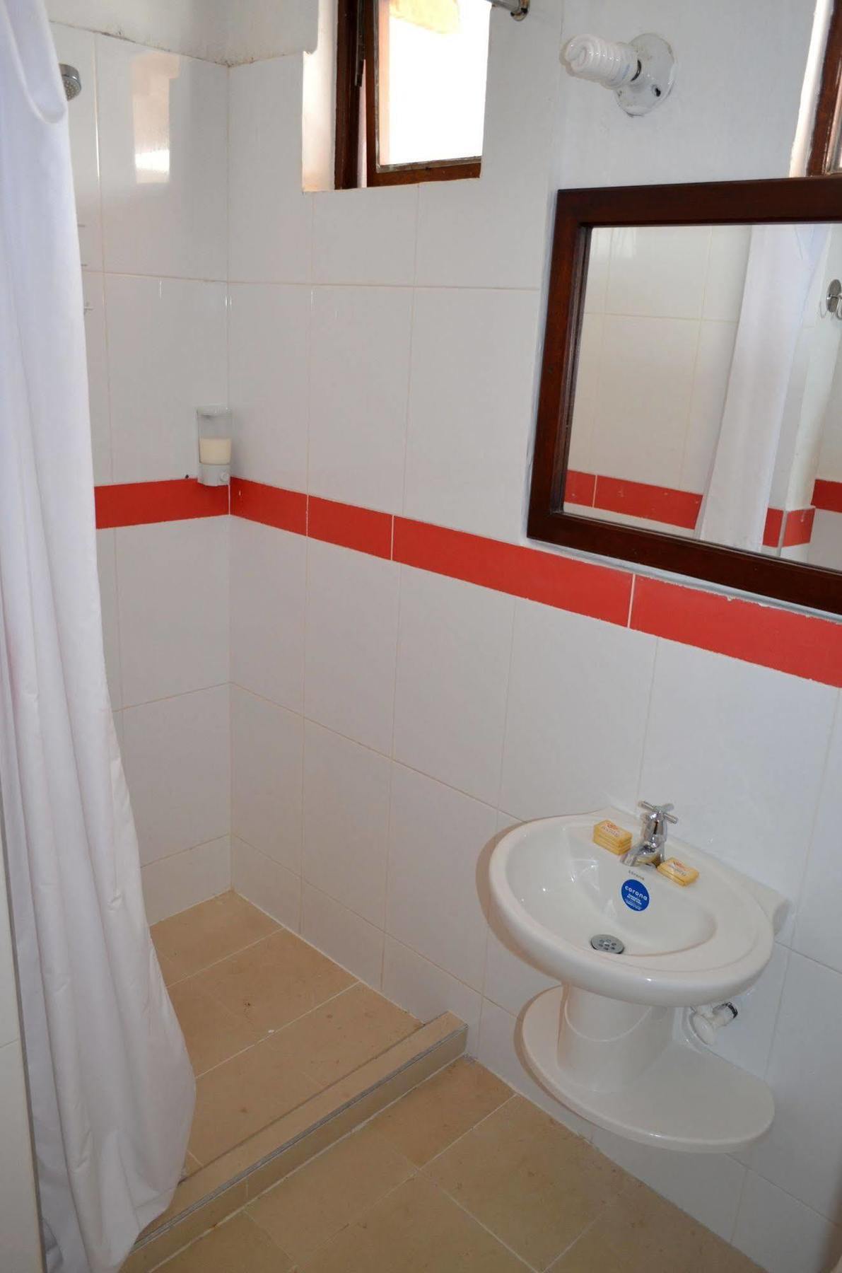 Hotel Aldea Plaza Doradal Екстериор снимка